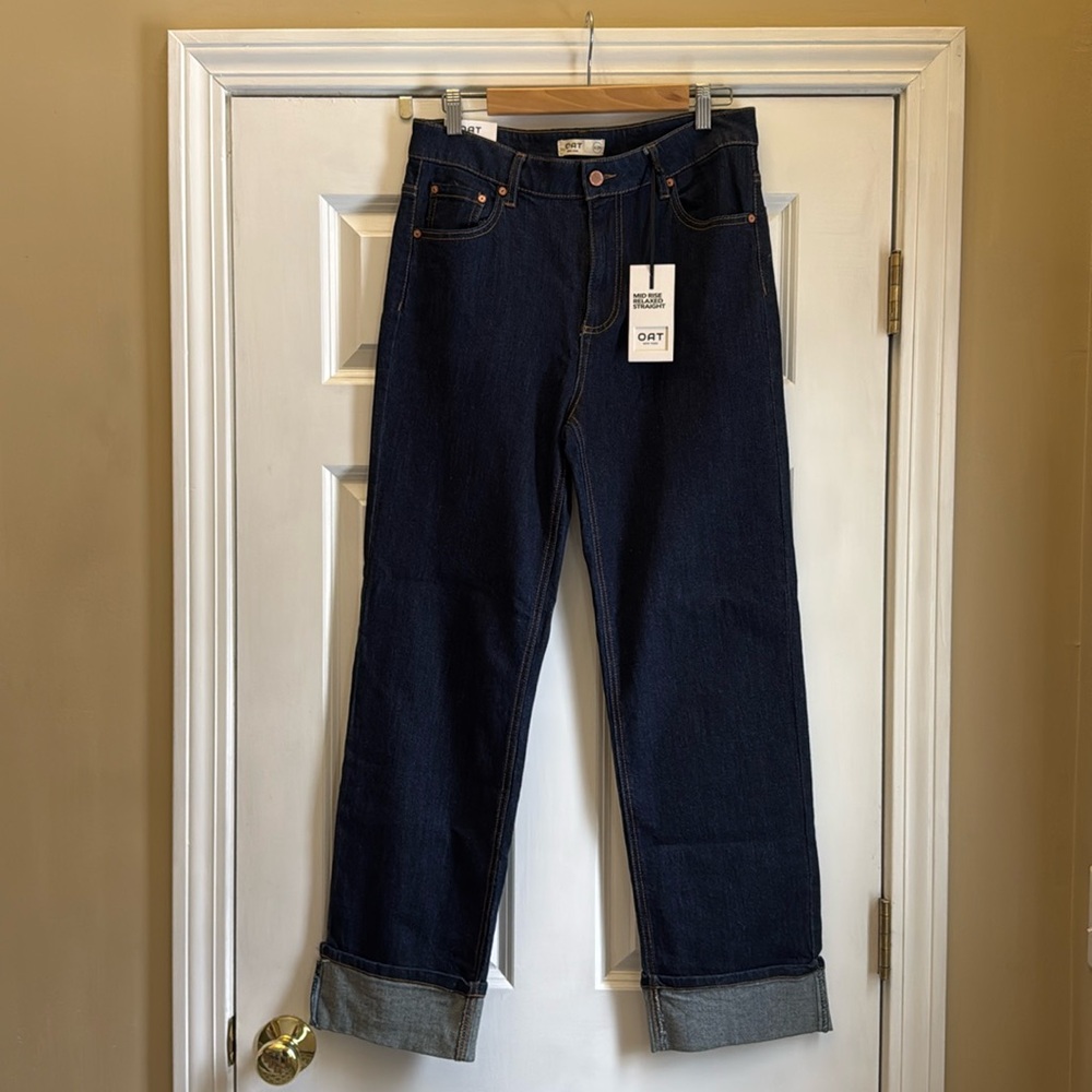 OAT New York Mid Rise Relaxed Straight cuffed jeans size 8
